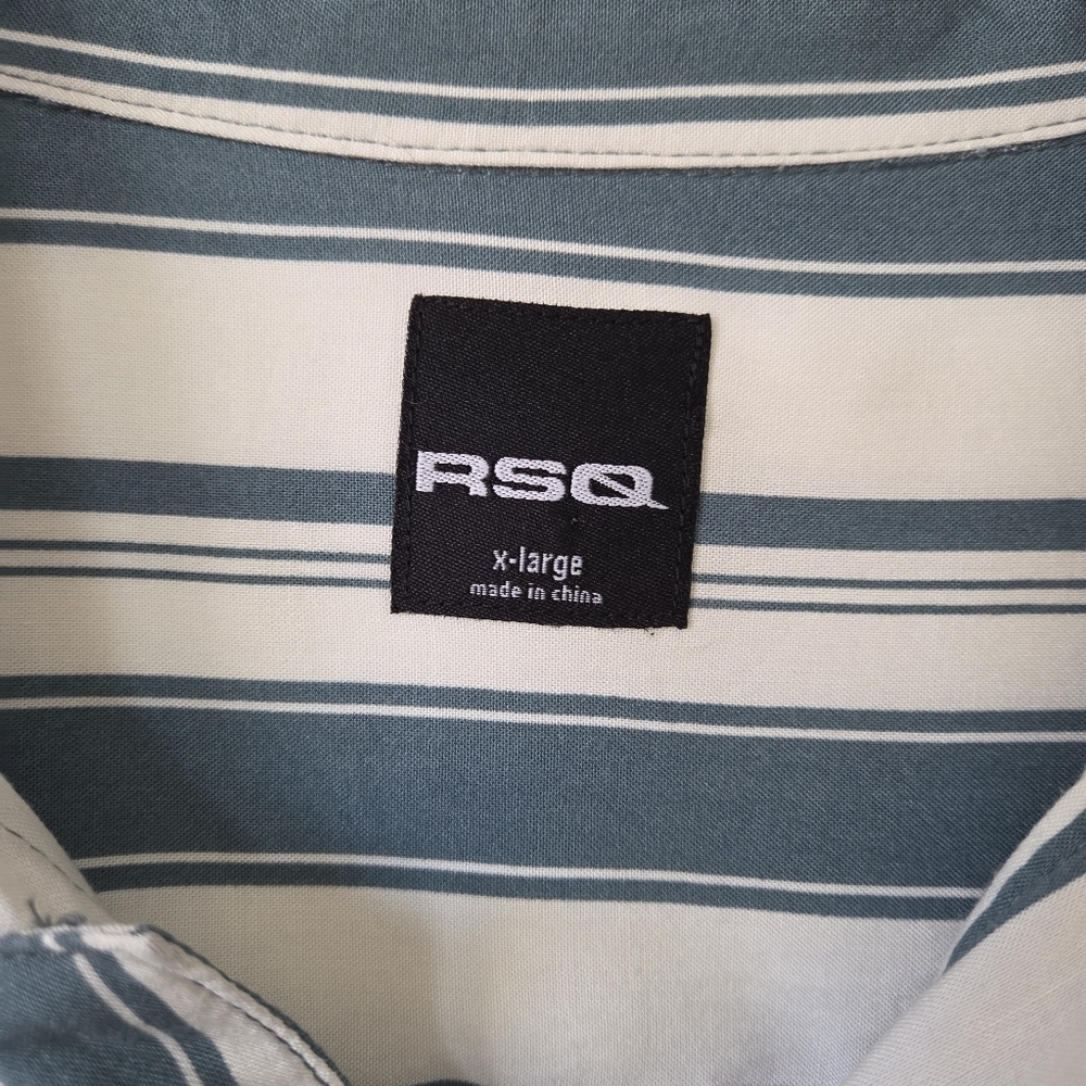 RVCA Men's Striped Green and White Lightweight Shirt. - Picture 3 of 7
